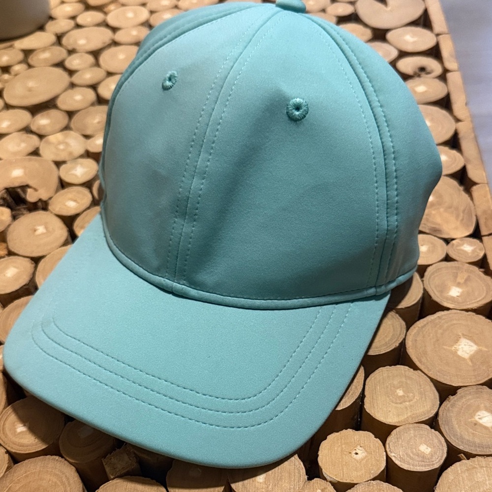 Lululemon hat